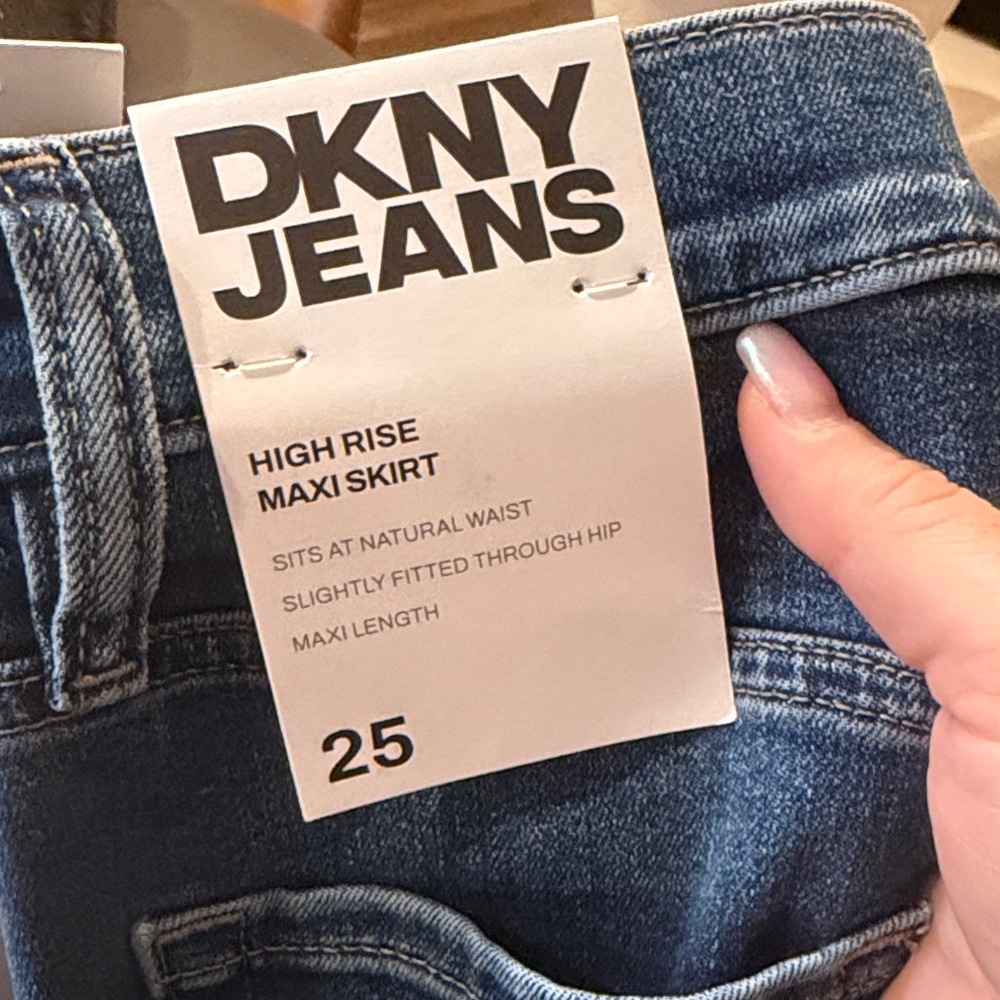 NWT DKNY HIGH RISE MAXI DENIM SKIRT SIZE 25‎ - Picture 4 of 4